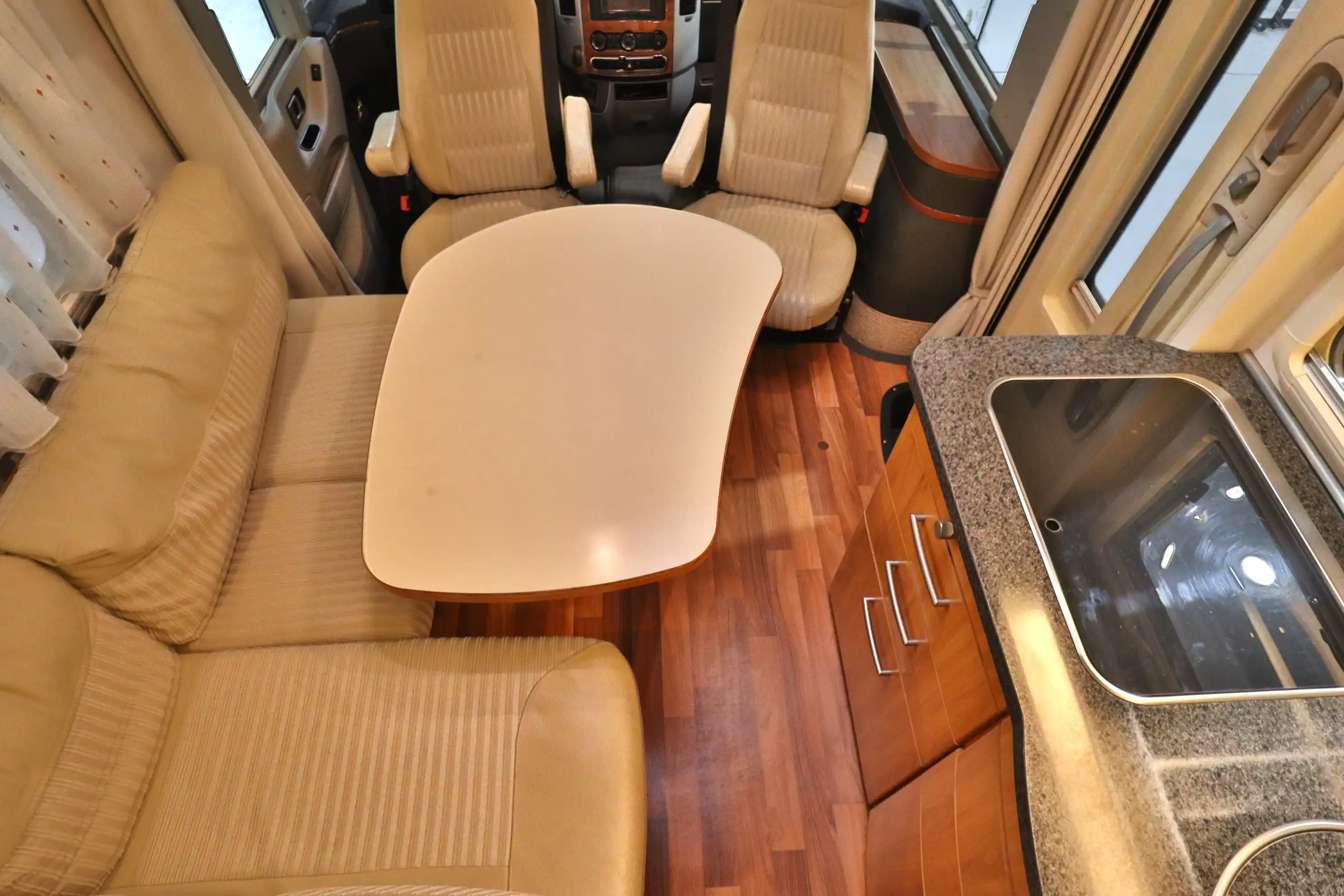 HYMER-ERIBA Future 430 T 